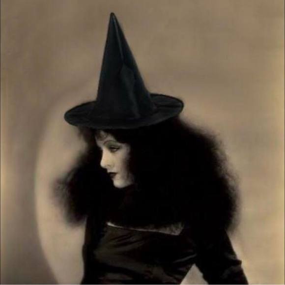 Meet your Posher, Tracy - Picture 1 of 1